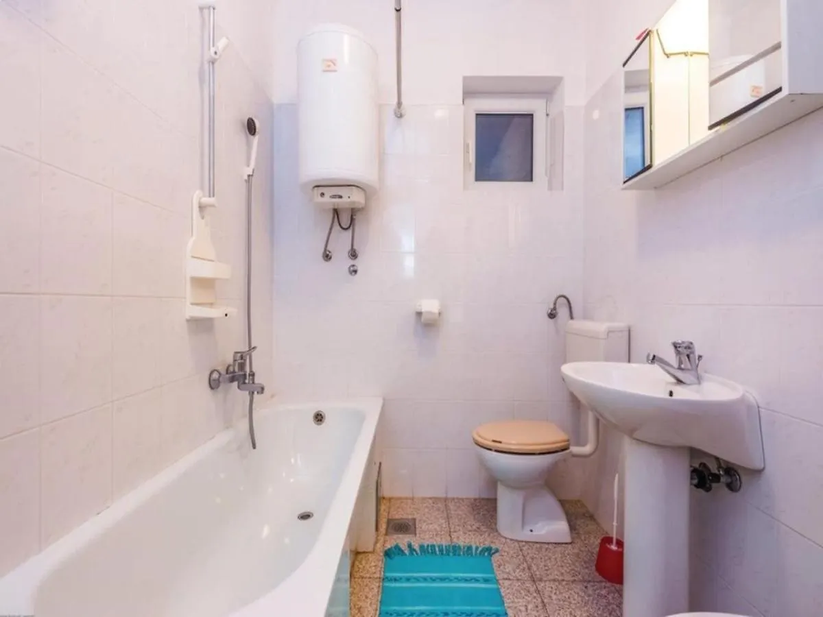 Apartmani Olga Jadranovo 0*,  Croatia
