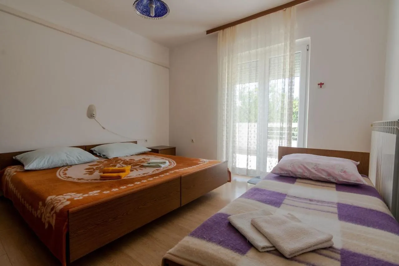 Apartmani Olga Jadranovo 0*,