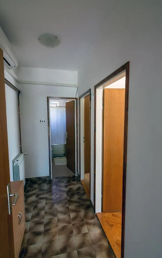 Apartmani Olga Jadranovo